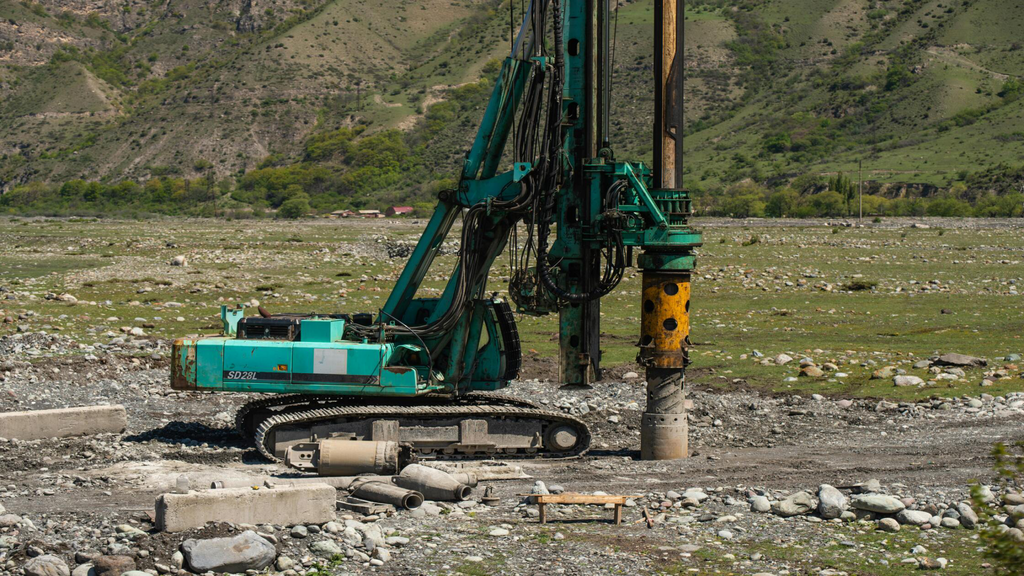 Types of Drilling Rigs: A Detailed Overview of Land and Offshore ...